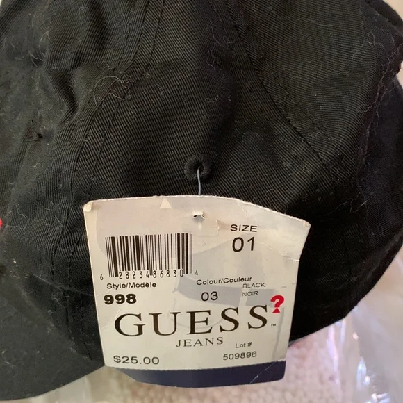 Guess jeans cap 🧢 - Picture 2 of 5